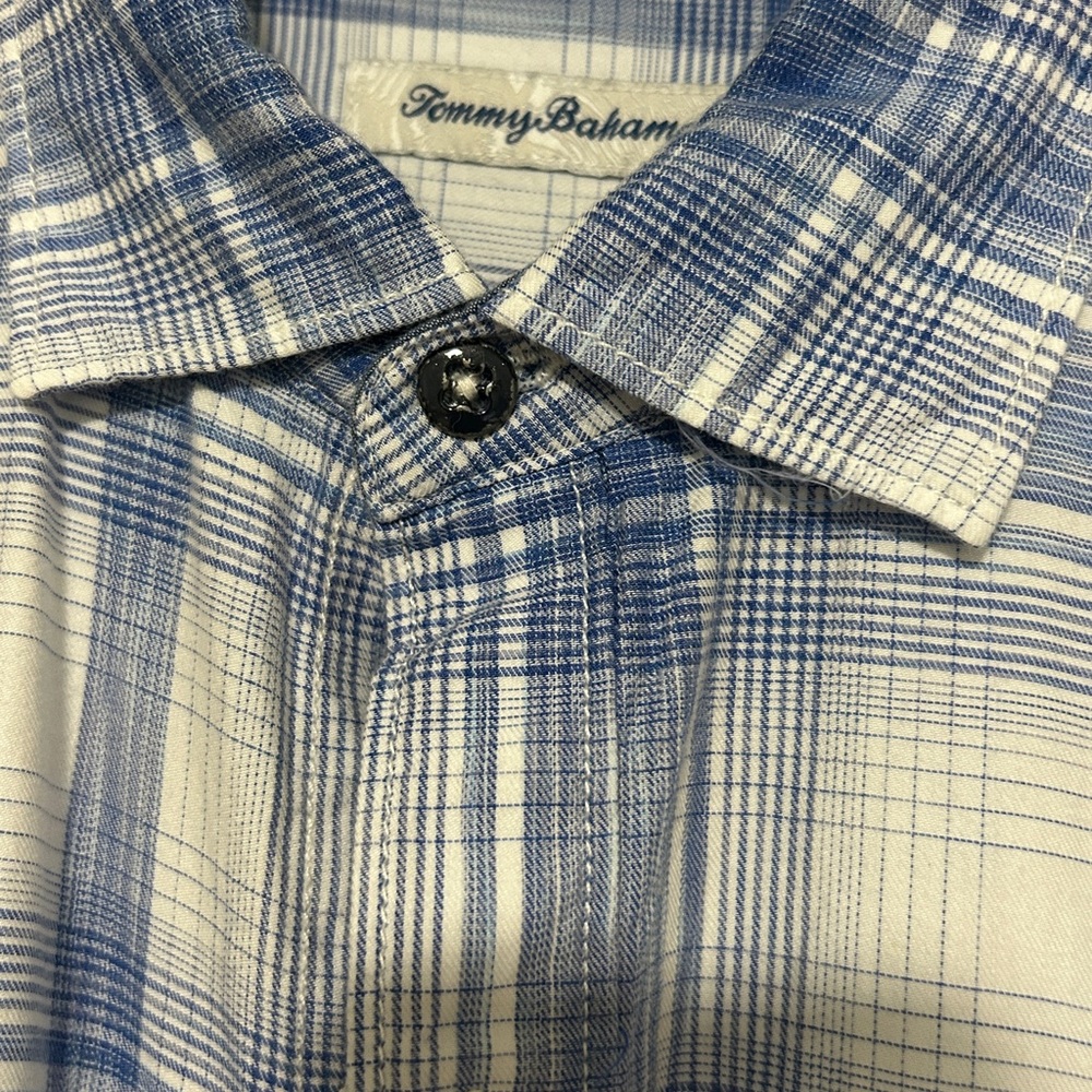 Men’s Tommy  Bahama Blue and White Checkered Shirt - Picture 2 of 4